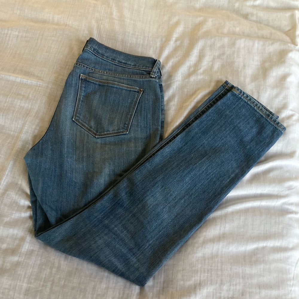 Old Navy The Flirt blue jeans *Size 8 Reg mid-rise